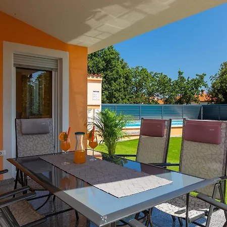 Vakantiehuis Luxurious In