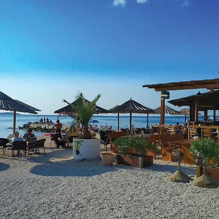 Vakantiehuis Cozy In With Wifi *